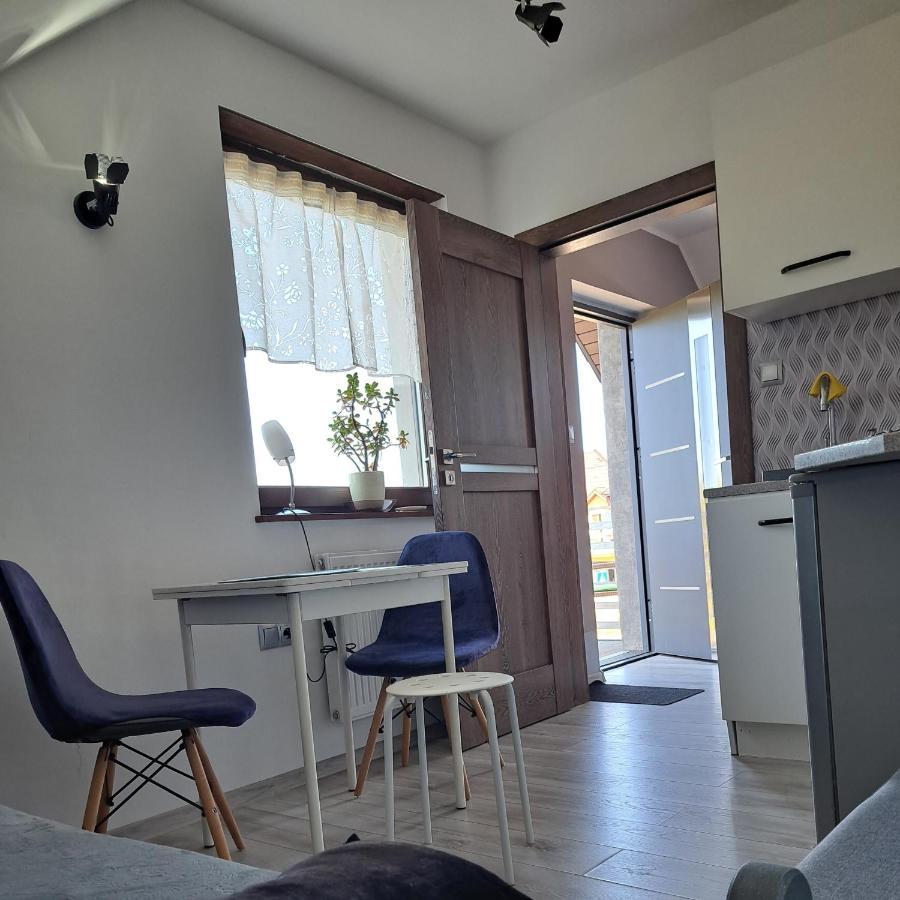 Maly Apartamencik Teo Rewal Exterior photo